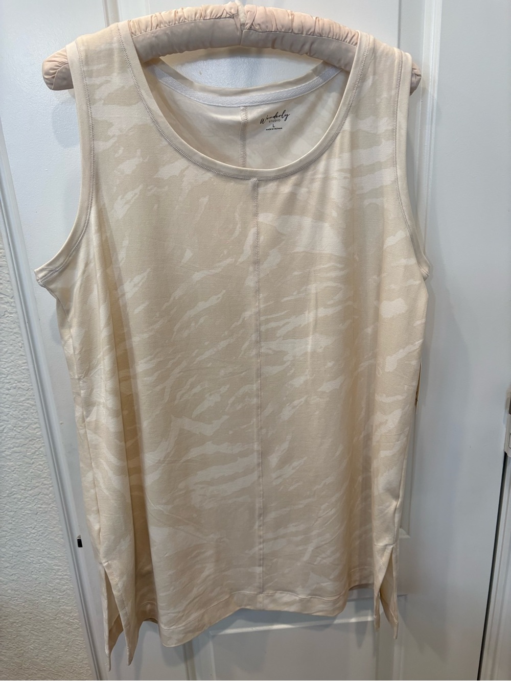 Wonderly Cream Patterned Sleeveless Tank